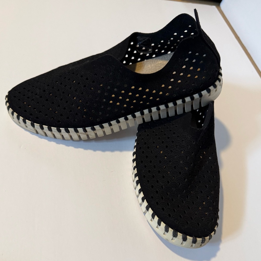 Ilse Jacobsen Black Perforated Slip-On Sneakers